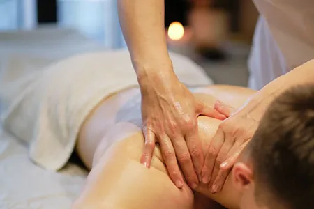 Schulung:  Faszienmassage Schulter–Nacken–Kopf. Lerne, Verspannungen zu lösen & pure Entspannung zu schenken!